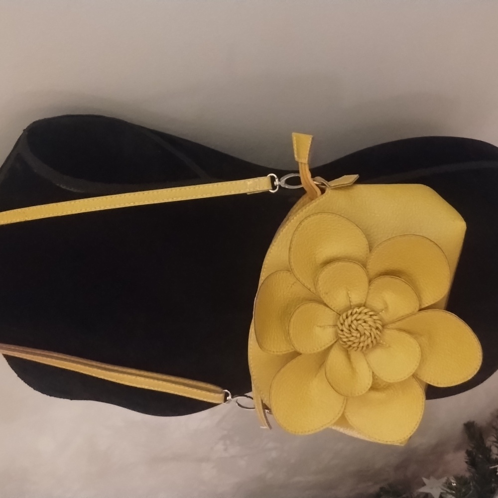 Yellow Mellow World Flower Crossbody with Adjustable Straps